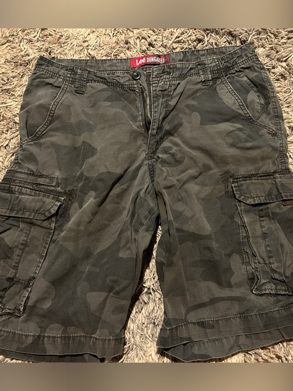 Lee Men’s Olive Camo Cargo Shorts